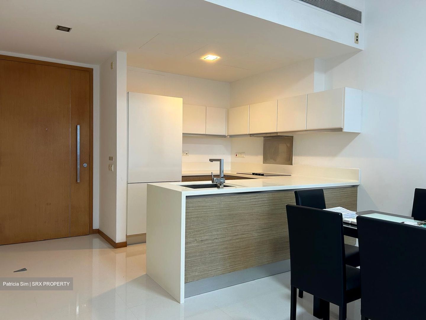Marina Bay Residences (D1), Condominium #594194901